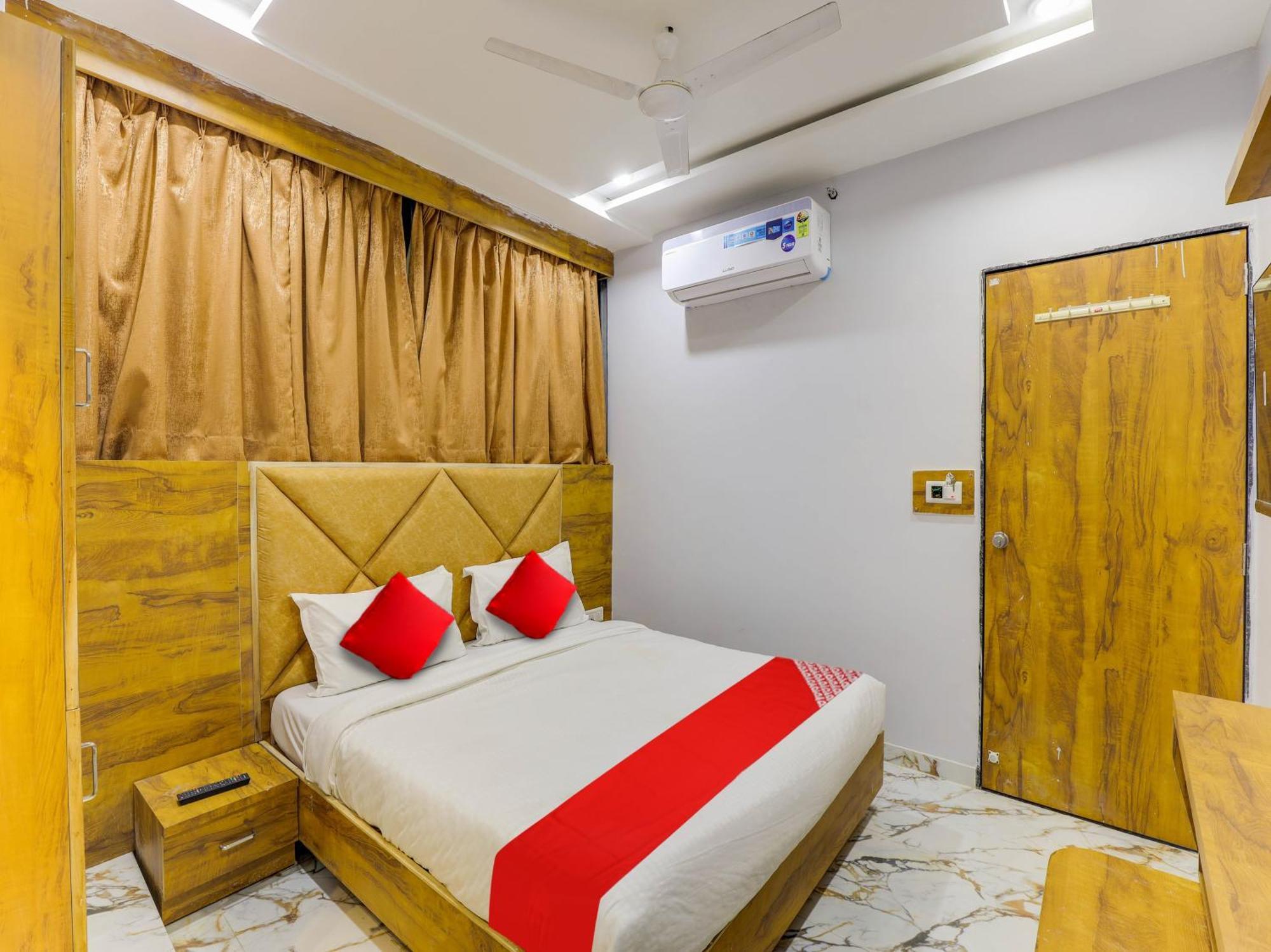 Hotel Krishna Ahmedabad Exterior foto