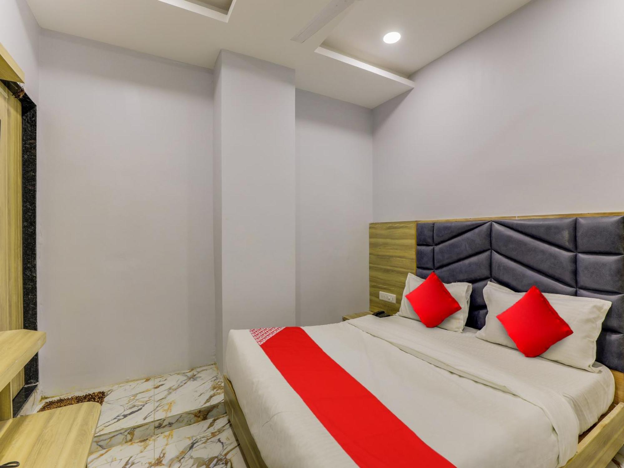 Hotel Krishna Ahmedabad Exterior foto